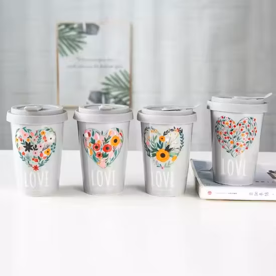 Taza de cerámica vendedora caliente del viaje /taza de café con la cubierta del silicón para la venta al por mayor